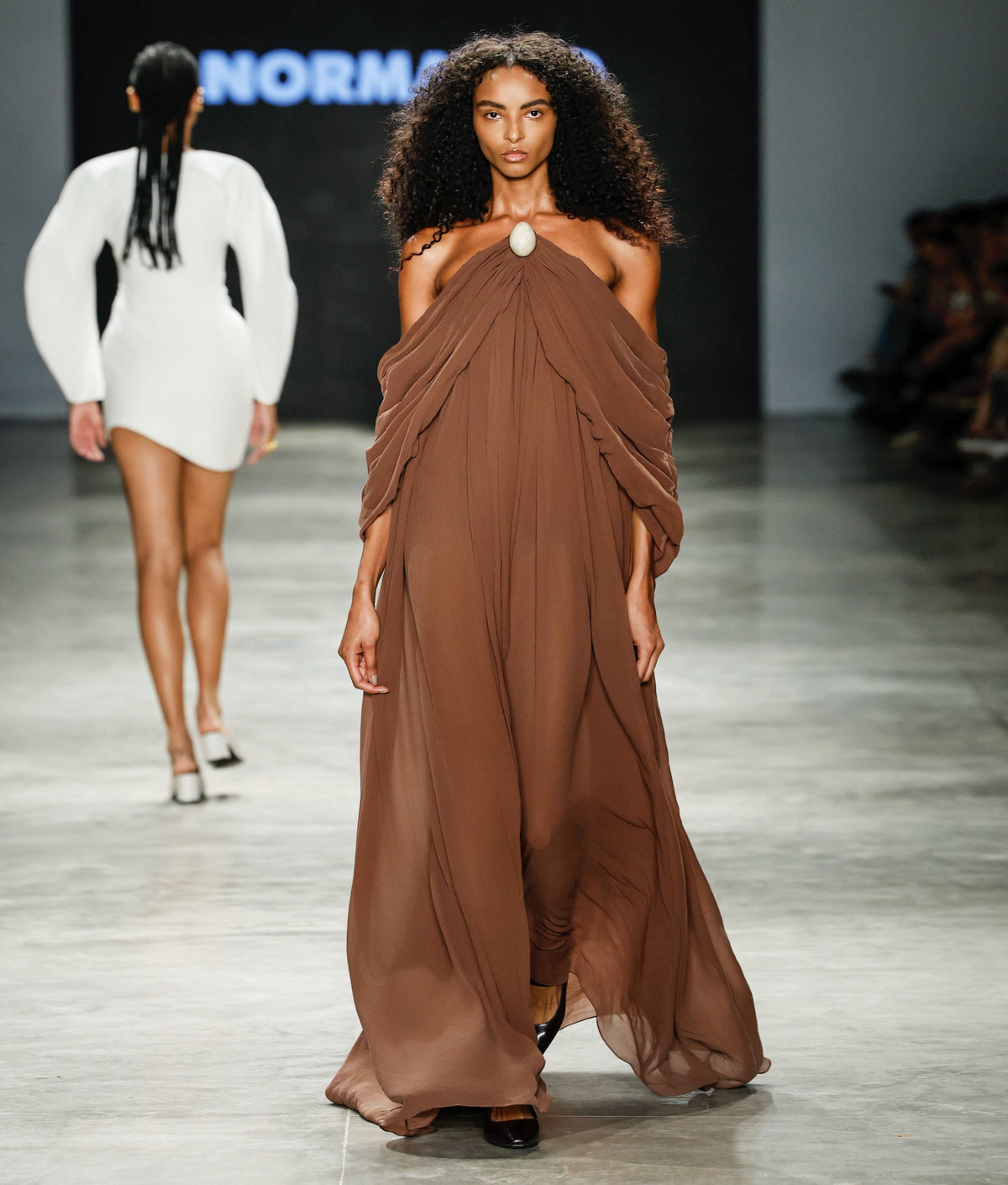 Normando, coleção Mito ou Fauna, look 16