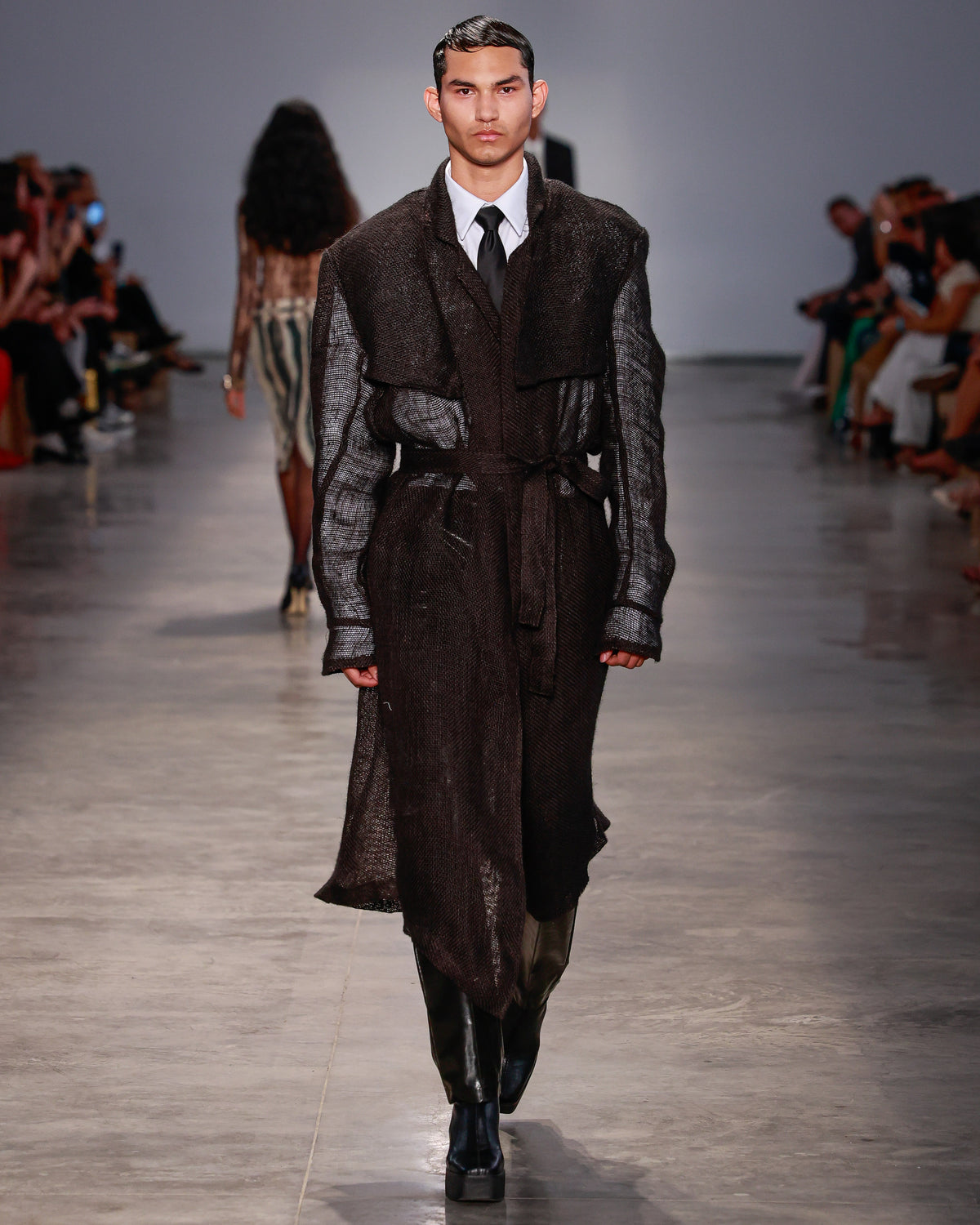 Normando, coleção Vândalos do Apocalipse, look 35